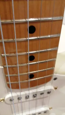 FENDER AMERICANVINTAGE 57 STRATOCASTER