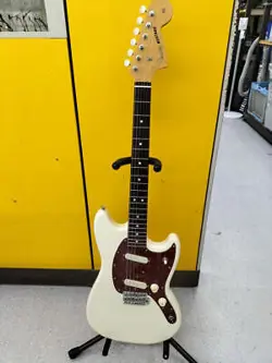 FENDER JAPAN CHAR MUSTANG ELECTRIC GUITAR MADE IN JAPAN USED FROM JAPAN SELLER