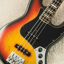 FENDER 1979 JAZZ BASS -3 TONE SUNBURST- (1979)