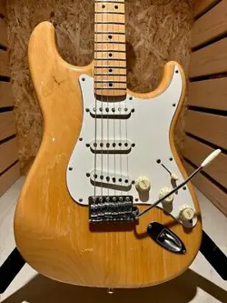 FENDER JAPAN ST71 2002 2004 USED ELECTRIC GUITAR