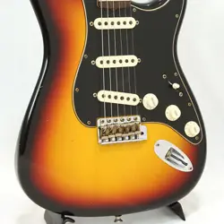 POSTMODERN STRATOCASTER RELIC