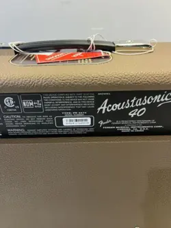 FENDER ACOUSTASONIC 40 ACOUSTIC GUITAR AMPLIFIER - BROWN AND WHEAT (2314200000)
