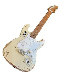 VAUGHAN FENDER™ STRAT™