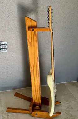 SQUIER STRATOCASTER MIJ