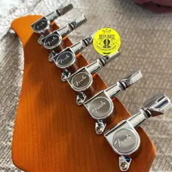 FENDER ELECTRIC GUITAR TUNING PEGS TUNERS WITH LOGO MACHINE HEADS SET OF 6R