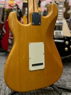 -VINTAGE NATURAL ROSEWOOD-