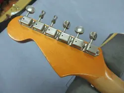 FENDER AMERICAN VINTAGE '62 STRATOCASTER 1988