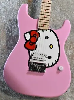 SQUIER BY FENDER LIMITED EDITION HELLO KITTY PINK STRATOCASTER FROM JAPAN NEW