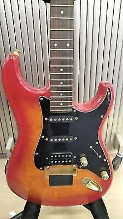 FENDER JAPAN STR-75R ELECTRIC GUITAR USED FROM JAPAN
