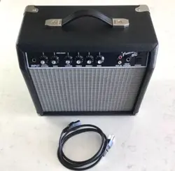 FENDER FRONTMAN 15G GUITAR AMP 15AMP TESTED PROFESSIONAL GUITAR SOUND AMPLIFIER