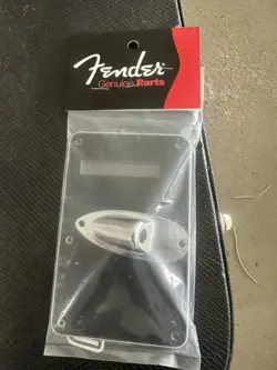 GENUINE FENDER STRATOCASTER GUITAR 3-PLY BLACK BACK PLATE COVER AND JACK PLATE