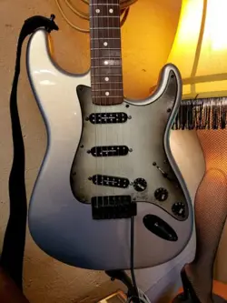 FENDER STRATOCASTER (LONE STAR SILVER), SEYMOUR DUNCAN HUMBUCKERS