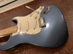 MAPLE NECK GUN