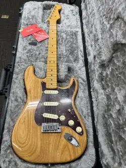 NATURAL FINISH MAPLE