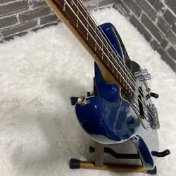 SQUIER PLEBE BASS PRECISION FENDER