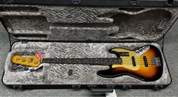 FENDER AMERICAN ULTRA II JAZZ BASS