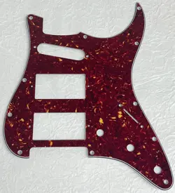 NEW GREAT-FOR FENDER STANDARD STRAT HHS STRATOCASTER STYLE GUITAR PICKGUARD RED