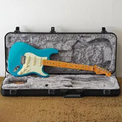 ELECTRIC GUITAR FENDER AMERICAN PROFESSIONAL Ⅱ STRATOCASTER BLUE S/N US22006791