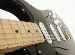 FENDER DAVID GILMOUR/PINK