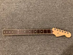 FENDER AMERICAN CHANNEL-BOUND STRATOCASTER NECK & TUNERS - ROSEWOOD FRETBOARD