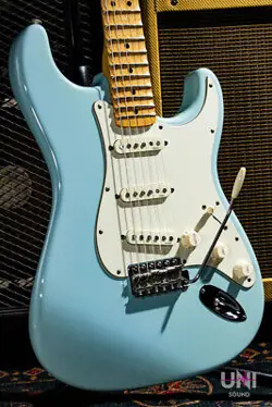 FENDER YNGWIE MALMSTEEN STRATOCASTER 2001