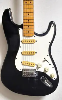RARE FENDER JAPAN/F SERIAL/BLACK WITH SCRATCHES