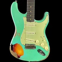 FENDER CUSTOM SHOP LIMITED EDITION 62 STRAT HEAVY RELIC FADED AGED SEA FOAM
