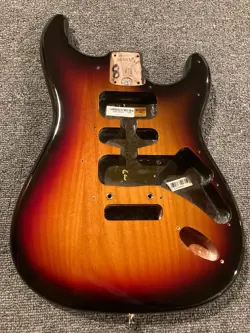 FENDER AMERICAN STANDARD STRATOCASTER BODY ALDER 3 TONE SUNBURST