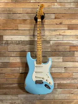 FENDER CUSTOM SHOP LIMITED 1957 STRATOCASTER RELIC FADED DAPHNE BLUE USA 2022