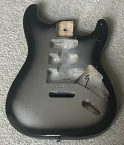 2000 FENDER STARCASTER STRATOCASTER SILVERBURST BODY FULL THICKNESS NEAR MINT