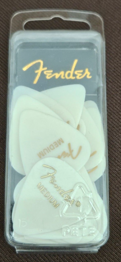 (24) FENDER CLASSIC CELLULOID 351 MEDIUM WHITE PICKS.