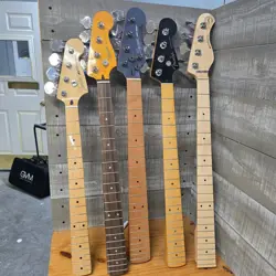 FENDER/SQUIER ASSORTED DAMAGED BASS NECK LOT (F13)