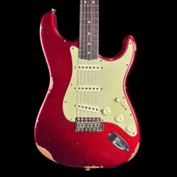 FENDER CUSTOM SHOP LIMITED EDITION 63 STRAT RELIC AGED CANDY APPLE RED W/CASE