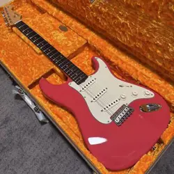 FENDER CUSTOM SHOP VINTAGE CUSTOM 1959 STRATOCASTER NOS FIESTA RED