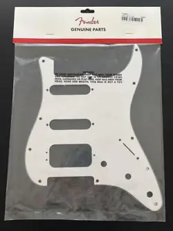 PICKGUARD STRAT SPECIAL