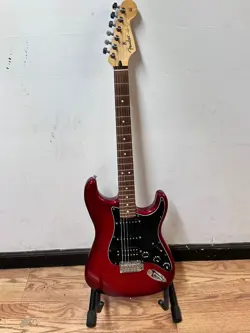 STRATOCASTER HS