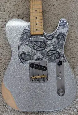 WORN TELECASTER MAPLE