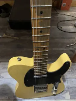 2012 FENDER ROAD WORN 50’S TELECASTER