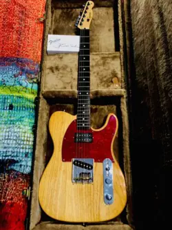 FENDER SQUIER PRO TONE GUITAR