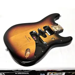 2000 FENDER USA AMERICAN STANDARD STRAT HARDTAIL BODY SUNBURST ELECTRIC GUITAR