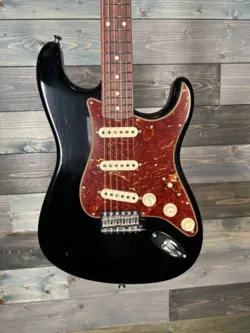 FENDER CUSTOM SHOP POSTMODERN STRAT JOURNEYMAN RELIC - AGED BLACK