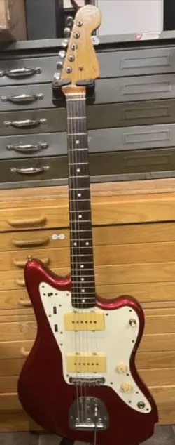 1986 FENDER '62 VINTAGE REISSUE JAZZMASTER JM66 MADE IN JAPAN - CANDY APPLE RED