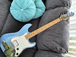 CUSTOM STRAT FENDER