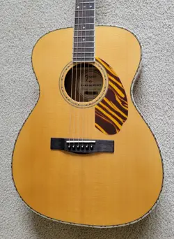 FENDER PO-220E ORCHESTRA ACOUSTIC ELECTRIC GUITAR, NATURAL FINISH, HS CASE