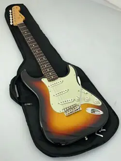 GUITAR FENDER TRADNL