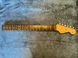 MAYER SIGNATURE GUITAR