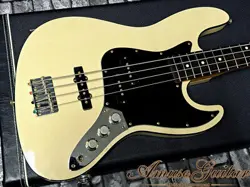 FENDER JAPAN AERODYNE JAZZ BASS VINTAGE WHITE ELECTRIC BASS GUITAR W/GIG BAG