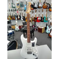 FENDER PLAYER STRAT POLAR WHITE HSS