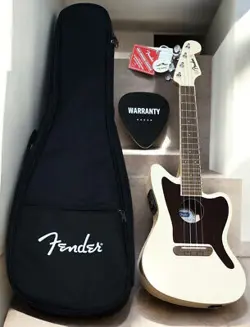 JAZZMASTER UKE CONCERT