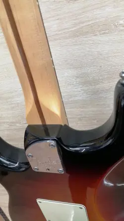 FENDER USA AMERICAN DELUXE N3 ELECTRIC GUITAR